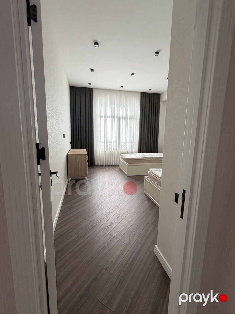 İcarəyə verilir 3 otaqlı yeni tikili 160 m² — Mənzil, Bakı (11)
