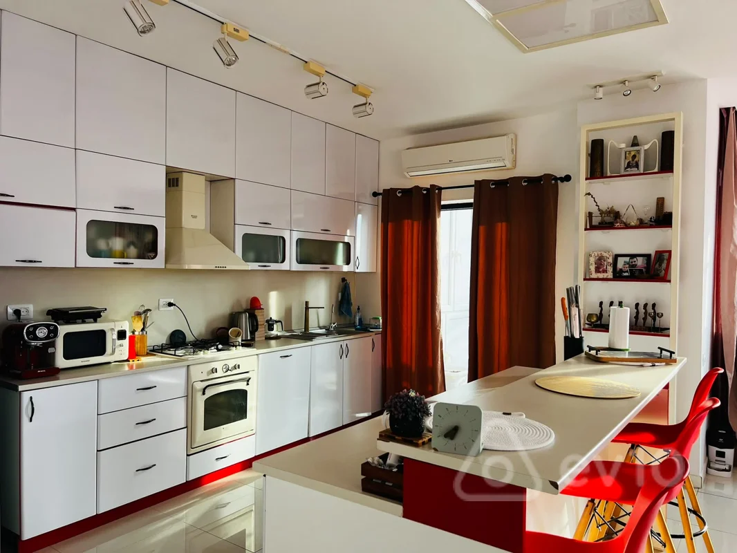 5 otaqlı mənzil, 224 m², Babək pr. 10 — Mənzil, Bakı (6)