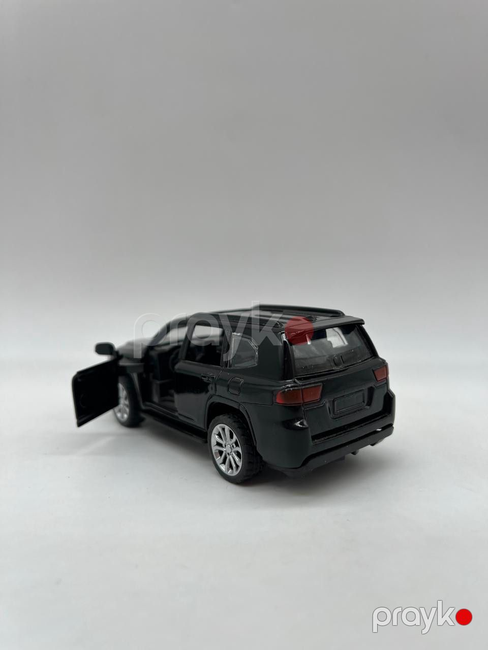 Maşın Toyota Land Cruiser LC300, metal, qara — Mallar, Bakı (2)