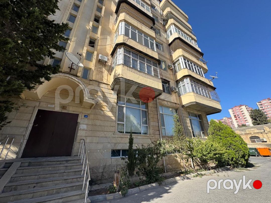 İcarəyə verilir 3 otaqlı köhnə tikili 150 m² — Mənzil, Bakı (9)