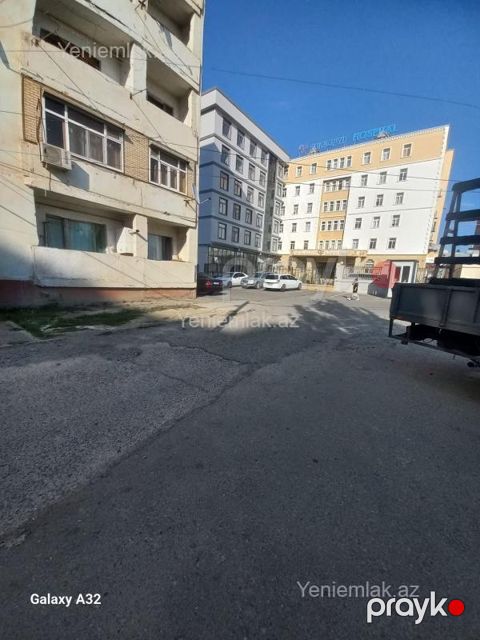 Satılır 3 otaqlı Bina evi menzil (Köhnə tikili), 67 m², 12-ci mikrorayon — Sumqayıt