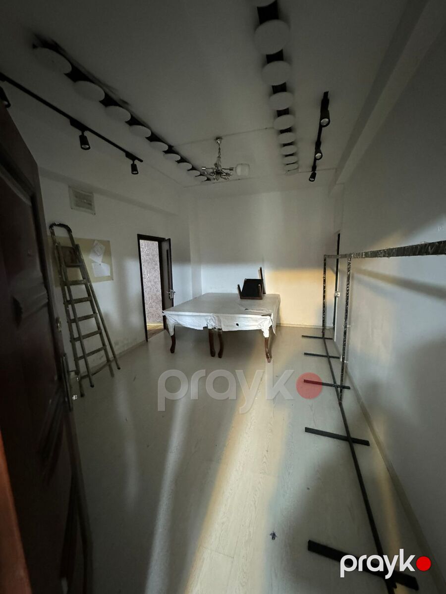 Satılır obyekt 575 m² — Əmlak, Bakı (12)