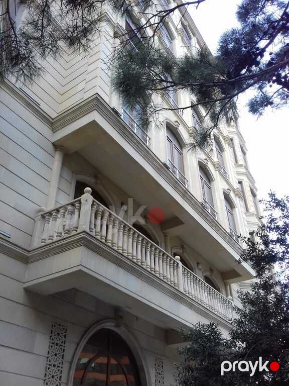 Satılır obyekt 340 m² — Əmlak, Bakı (2)