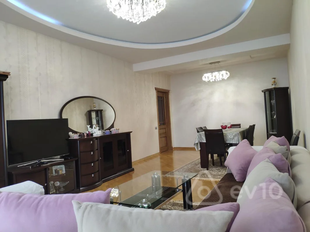 4 otaqlı mənzil, 170 m², Adil Məmmədov küç. — kirayə — Mənzil, Bakı (2)