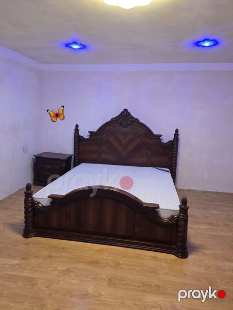 Taxt satilir 220 azn 1 tumba ile catdirilma pulsuz ölçü 180*200e — Bakı