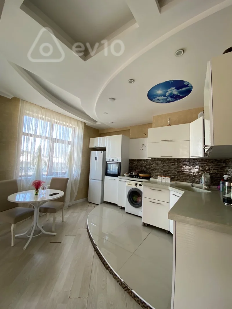 3 otaqlı mənzil, 81 m², 8 Noyabr Pr. — kirayə — Mənzil, Bakı (6)
