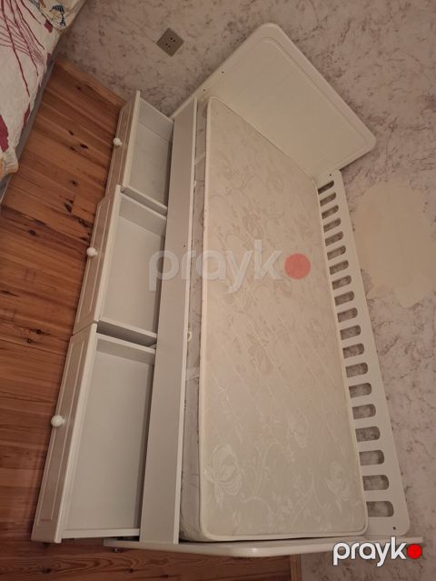 Oğlan və qız üçün, İşlənmiş, Çarpayı, Bazasız, Matras ilə, Siyirməli — Qobu