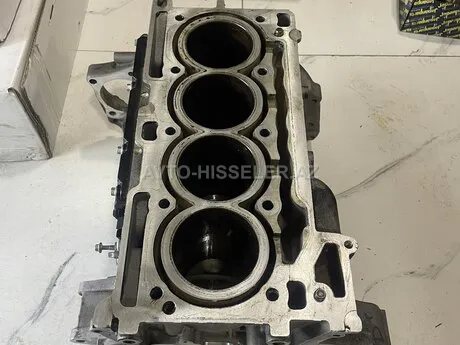 Jeep Grand Cherokee və Jeep Wrangler mühərriki hissələri — Bakı