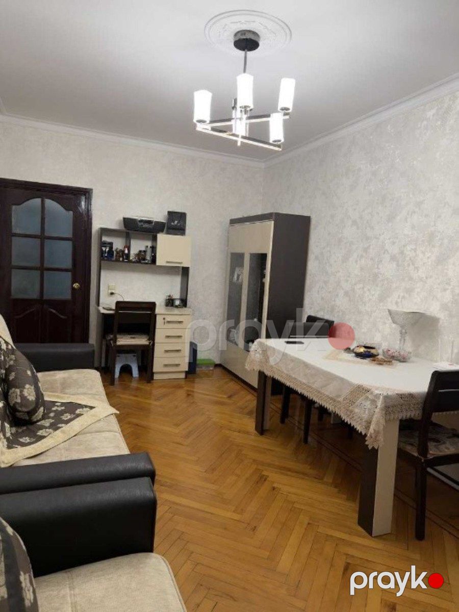 Satılır 2 otaqlı köhnə tikili 65 m² — Mənzil, Bakı (2)
