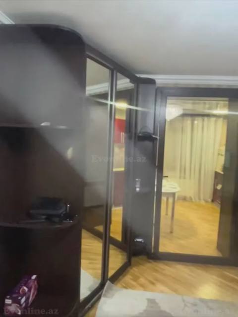 Kirayə verilir 2 otaqlı Həyət evi 60 m² Bakı, Binəqədi r., Memar Əcəmi m — Баку