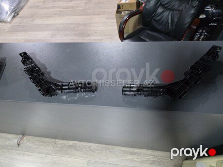 Toyota Corolla Cross arxa salaçkası — Bakı