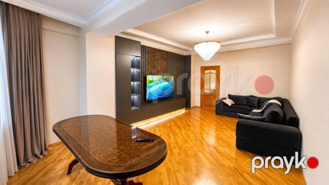 Satılır 3 otaqlı yeni tikili 140 m² — Bakı