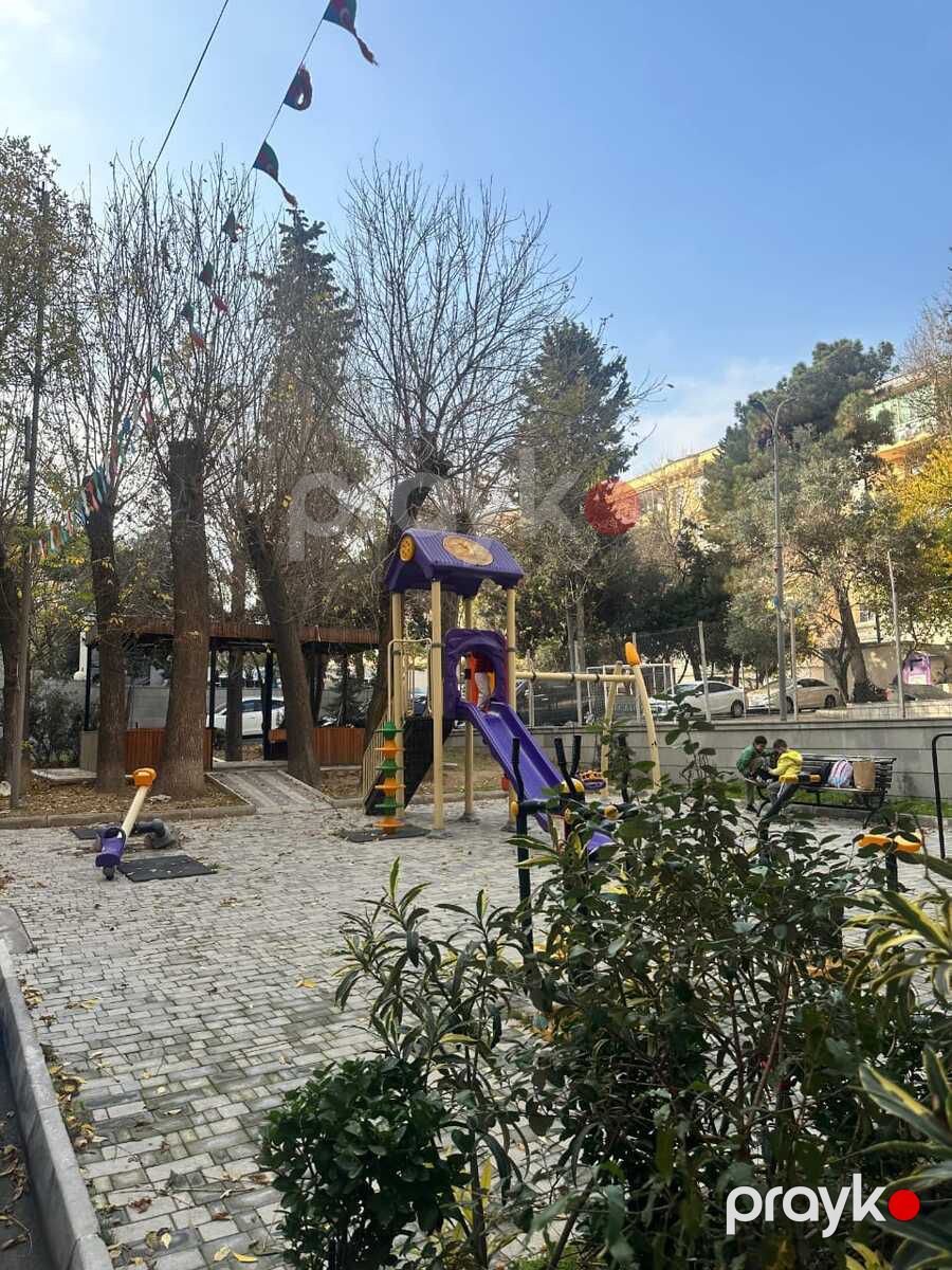 Satılır 3 otaqlı köhnə tikili 92 m² — Mənzil, Bakı (5)