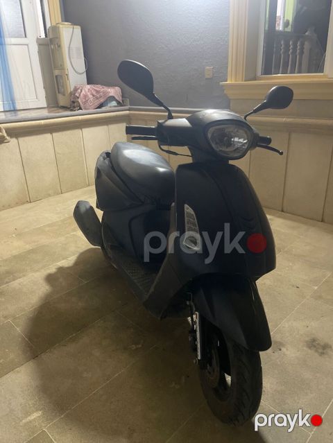 Deməli əziz qardaşlar moped Zigzag 50 cc Nomrəsizdi Moto özümündü Çox — Bakı