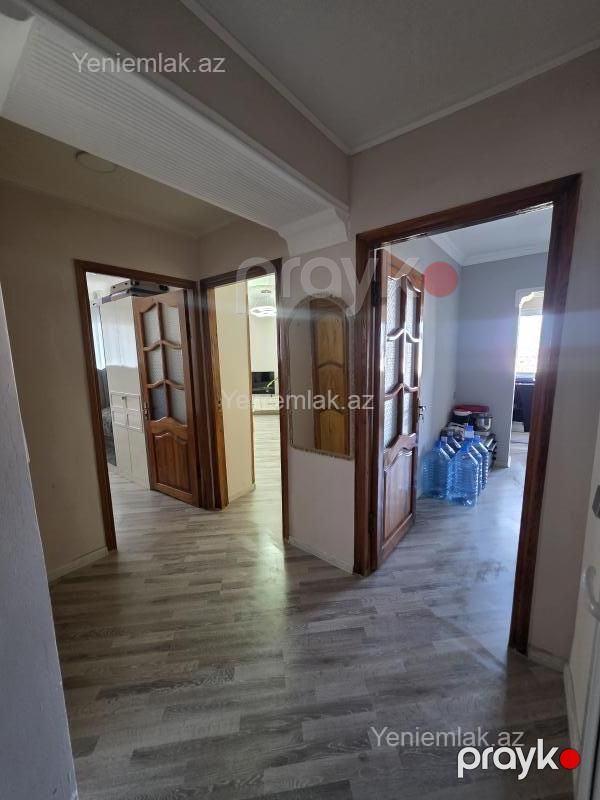 Satılır 2 otaqlı Bina evi menzil (Köhnə tikili), 55 m², 4-cü mikrorayon — Mənzil, Sumqayıt (9)