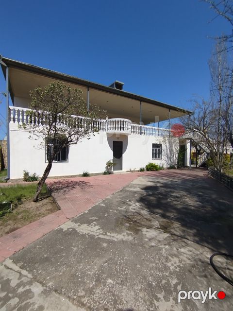 Satılır 9 otaqlı həyət evi/bağ evi 150 m² — Bakı