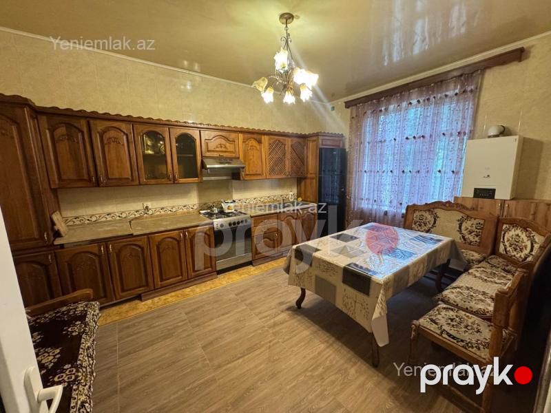 Günlük 4 otaqlı Həyət evi / Villa, 212 m², Quba — Ev, villa, Quba (8)