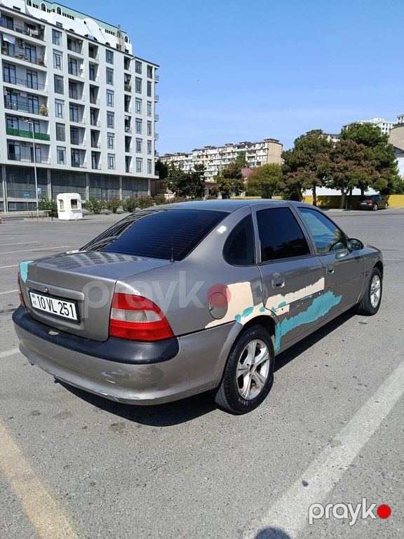 Opel Vectra, 1.8 L, 1996 il, 300 000 km 10-VL-251 — Avtomobillər, Bakı (5)