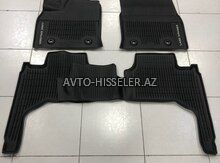 Toyota Land Cruiser 300 Ayaqaltı Rezini — Bakı