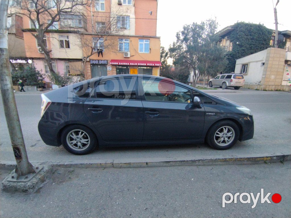 Toyota Prius, 1.8 L, 1.3 kWh, 2011 il, 290 000 km 99-UM-814 — Avtomobillər, Bakı (2)