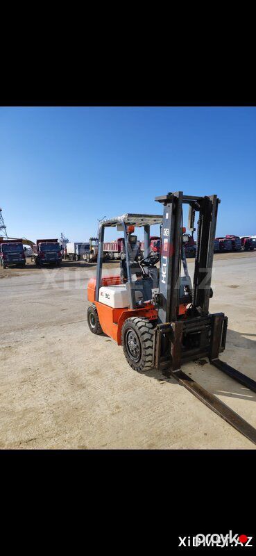 Avtokar Forklift) icarəsi — Tikinti və təmir, Bakı (2)