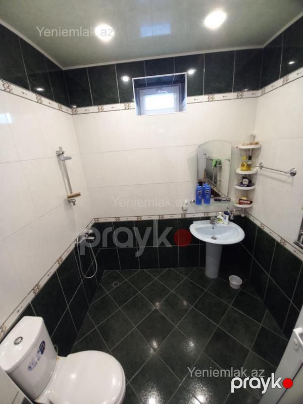 Günlük 4 otaqlı Həyət evi / Villa, 212 m², Quba — Ev, villa, Quba (10)