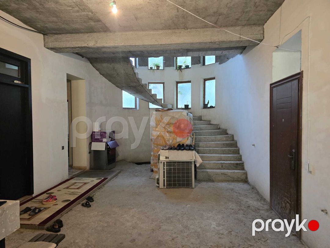 Satılır 15 otaqlı həyət evi/bağ evi 1000 m² — Ev, villa, Bakı (3)