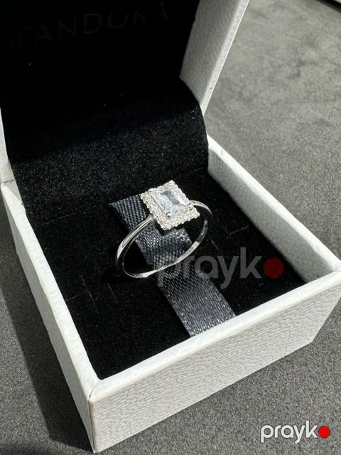 Üzük qadınlar üçün 78523174, gümüş 925 əyar — Bakı