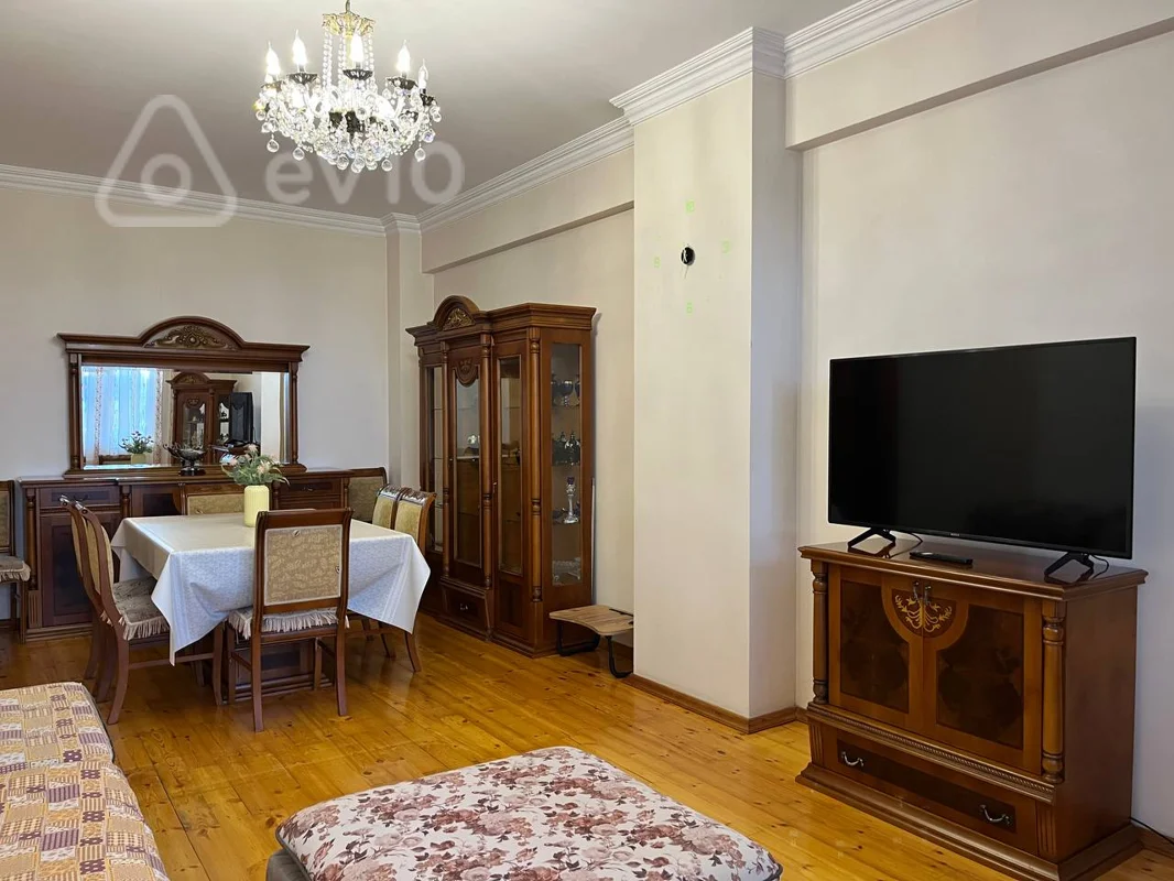 2 otaqlı mənzil, 91 m², Qara Qarayev pr. 81B — Bakı