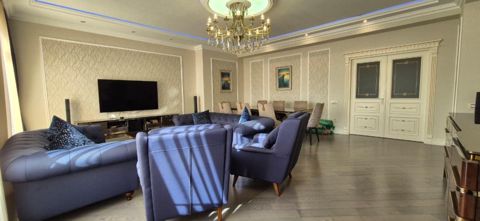 Satılır 4 otaqlı yeni tikili 290 m² — Mənzil