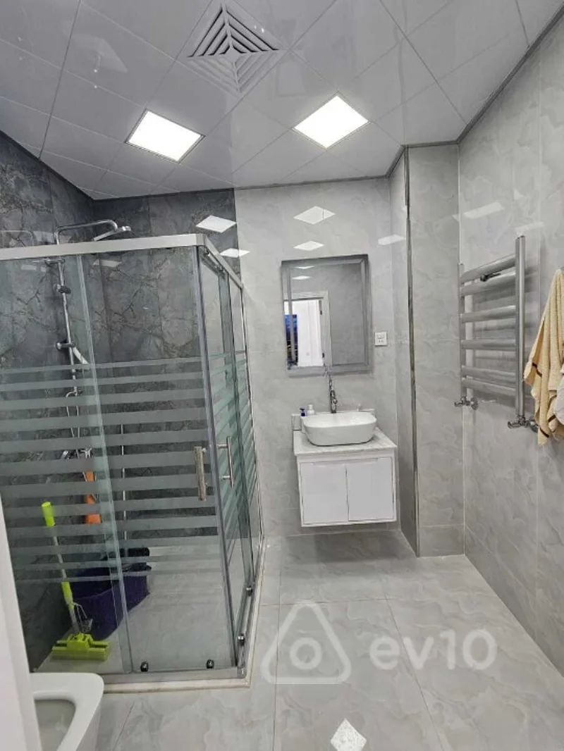 2 otaqlı mənzil, 70 m², Ukrayna dairəsi — kirayə — Mənzil, Bakı (8)