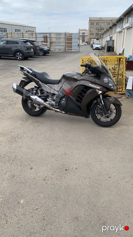 Kawasaki 1400 GTR, 1400 sm3, 2010 il, 33 500 km 90-SJ-535 — Motosikletlər, Bakı (8)