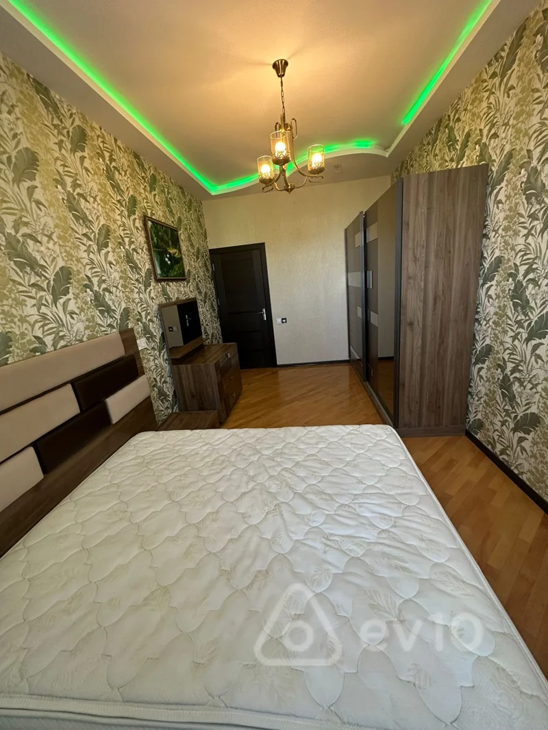 4 otaqlı mənzil, 140 m², Mehemmed Hadi — kirayə — Mənzil, Bakı (7)