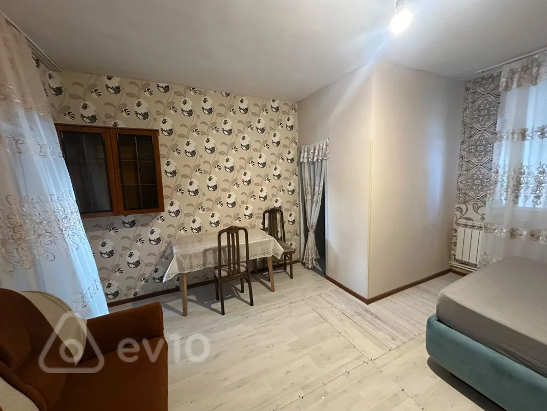 1 otaqlı həyət evi, 30 m², 6 ci mikrarayon — kirayə — Ev, villa, Bakı (5)