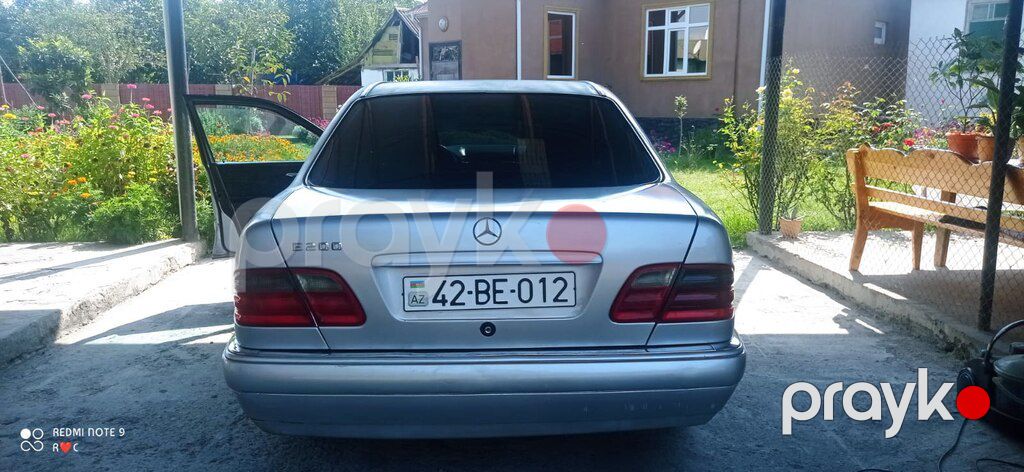 Mercedes E 200, 2.0 L, 1996 il, 250 000 km 42-BE-012 — Avtomobillər, Zaqatala (2)