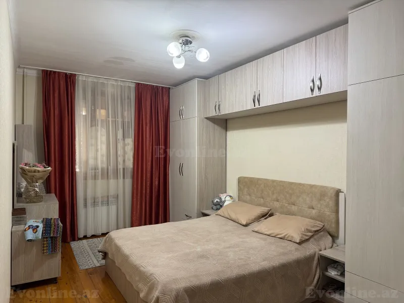 Satılır 4 otaqlı Mənzil Köhnə tikili 90 m² Bakı, Xətai r., Həzi Aslanov m., Həzi Aslanov — Mənzil, Bakı (3)