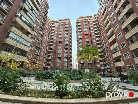 Satılır 4 otaqlı yeni tikili 195 m² — Bakı
