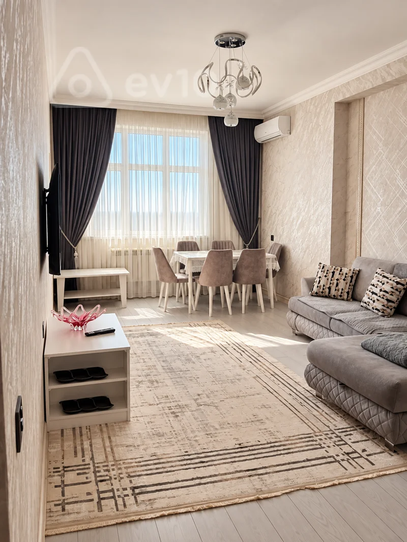 2 otaqlı mənzil, 42 m², Əhmədli və Həzi Aslanov metrosuna yaxın — Bakı