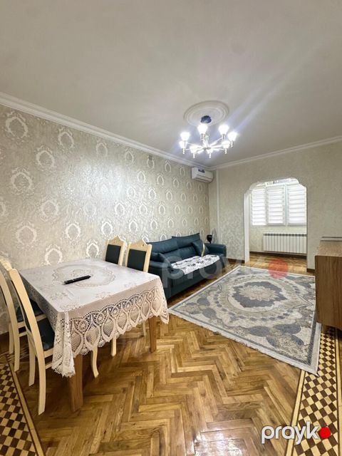 Satılır 3 otaqlı köhnə tikili 80 m² — Bakı