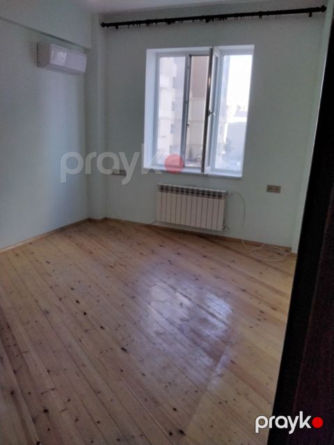 Satılır 3 otaqlı yeni tikili 879 m² — Bakı