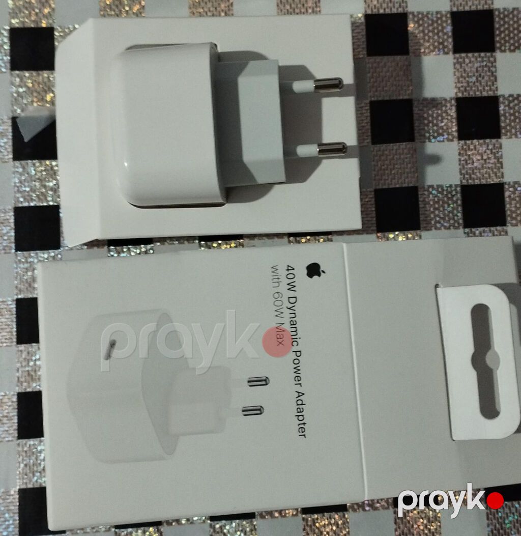 İphone başliq 1 il rəsmi zəmanət talonu Qiymət 50 m 15 gün işlənib — Smartfon üçün kabelləri və keçidçilər, Bakı (3)