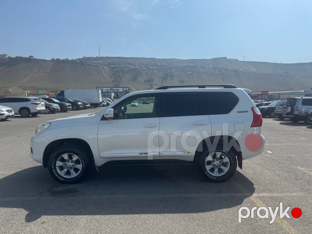 Toyota Land Cruiser Prado, 3.0 L, 2012 il, 266 000 km 77-NF-787 — Avtomobillər, Bakı (3)