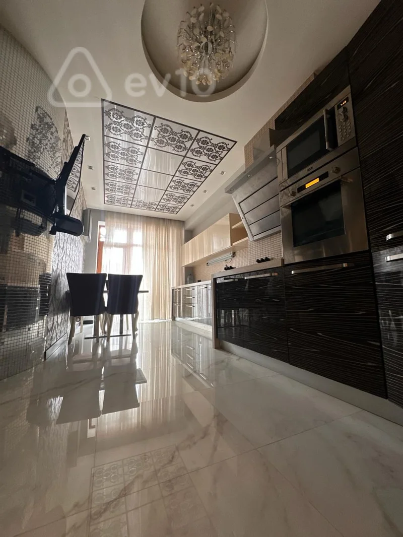 4 otaqlı mənzil, 200 m², Rəşid Behbudov — Mənzil, Bakı (9)