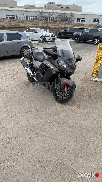 Kawasaki 1400 GTR, 1400 sm3, 2010 il, 33 500 km 90-SJ-535 — Motosikletlər, Bakı (9)