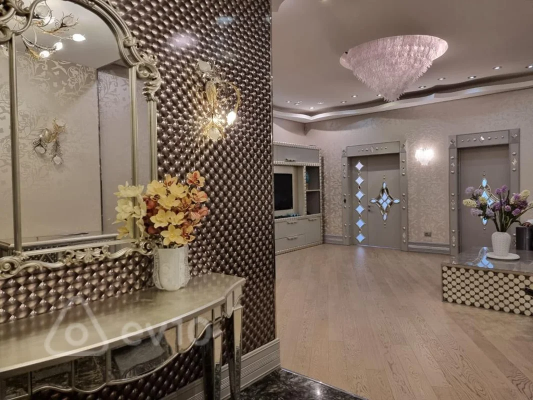 4 otaqlı mənzil, 235 m², Semed Vurgun kucesi — Mənzil, Bakı (2)