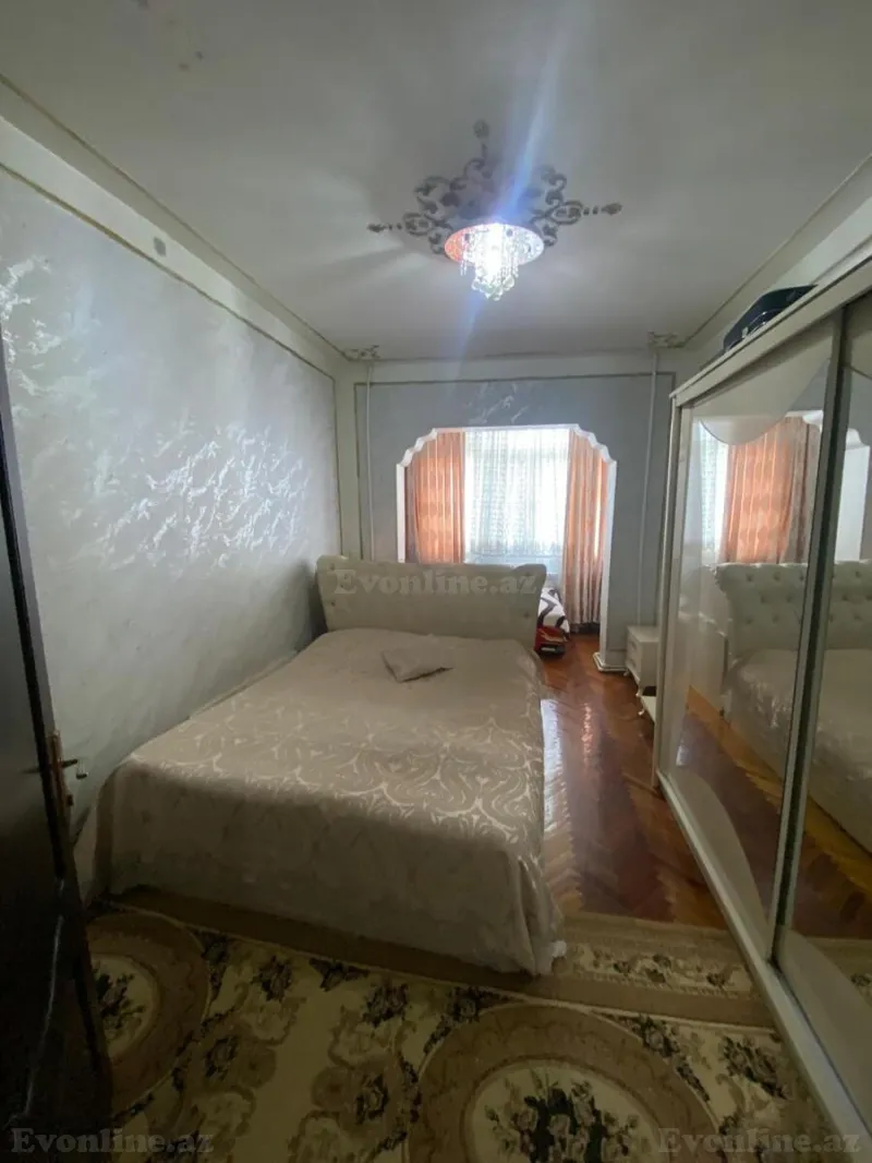 Satılır 2 otaqlı Mənzil Köhnə tikili 65 m² Bakı, Binəqədi r., Nəsimi m., 9-cu mikrorayon — Bakı