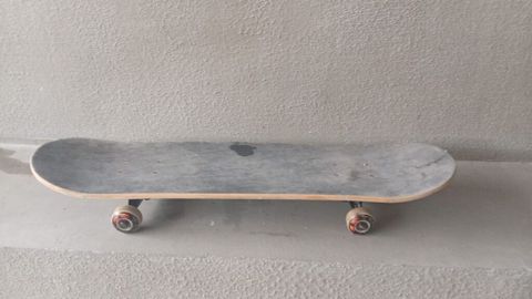 Skateboard – tam komplekt - Taxta: klassik formaya malik, iki uclu — Bakı