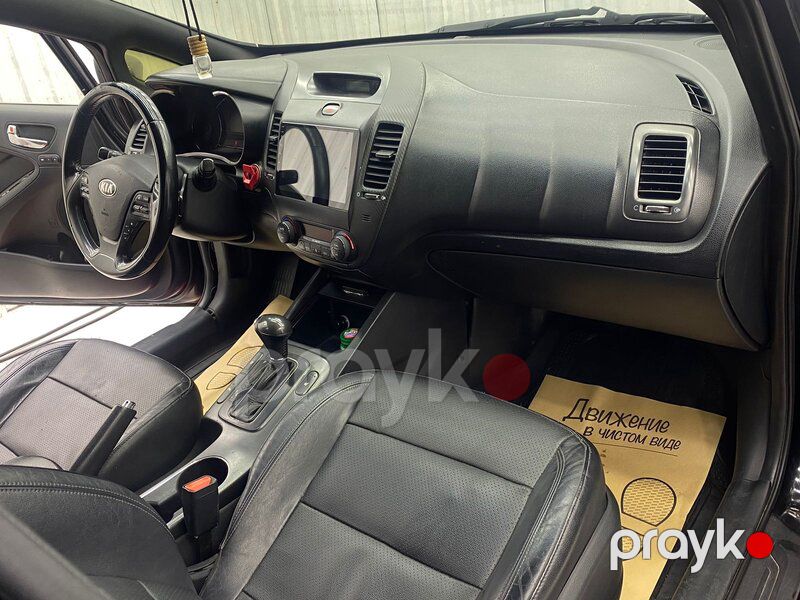 Kia Cerato — Minik avtomobili icarəsi, Bakı (6)