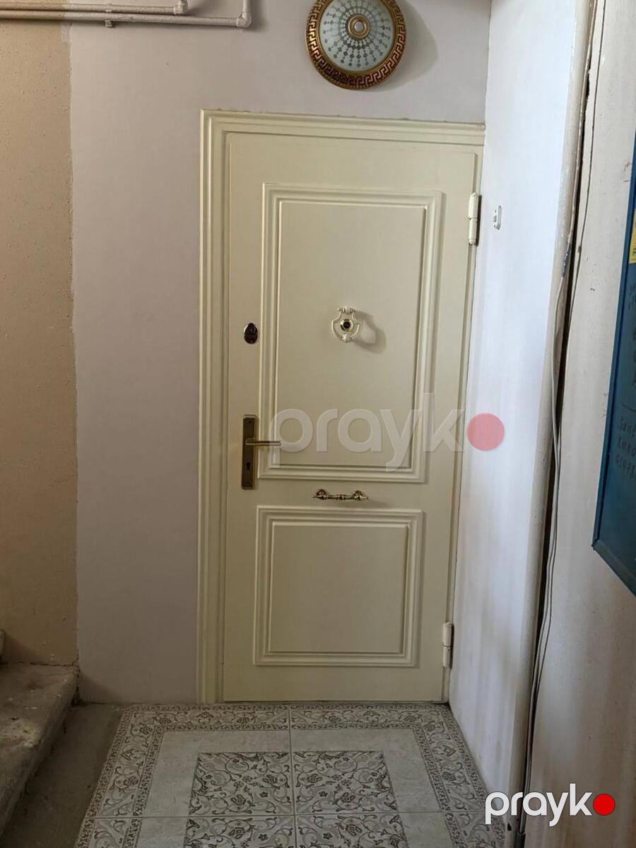 Satılır 3 otaqlı köhnə tikili 65 m² — Mənzil, Bakı (2)