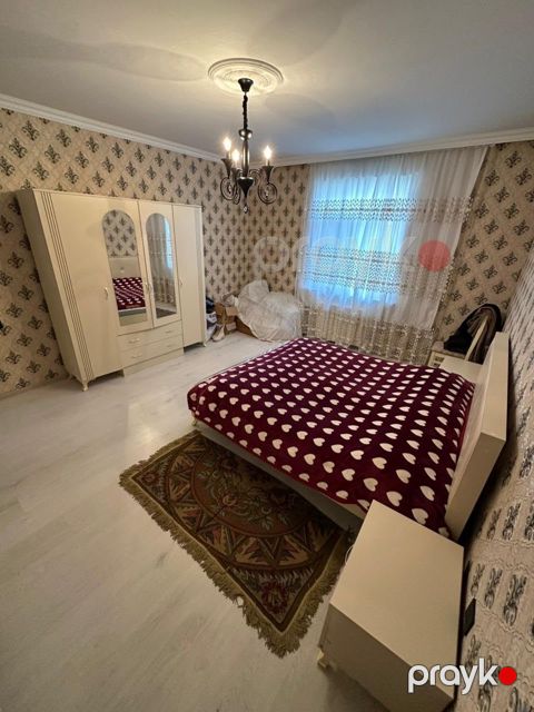 Satılır 3 otaqlı köhnə tikili 90 m² — Bakı
